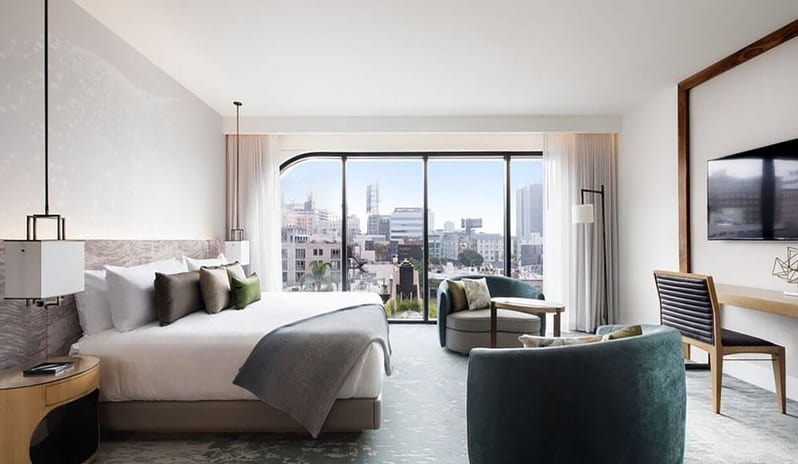 Dream Hollywood - 1 King Bed Gold City View